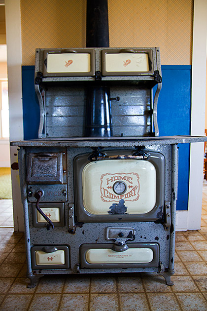 Home Comefort Stove