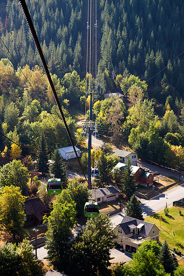 Read more about the article Riding the World’s Longest Gondola